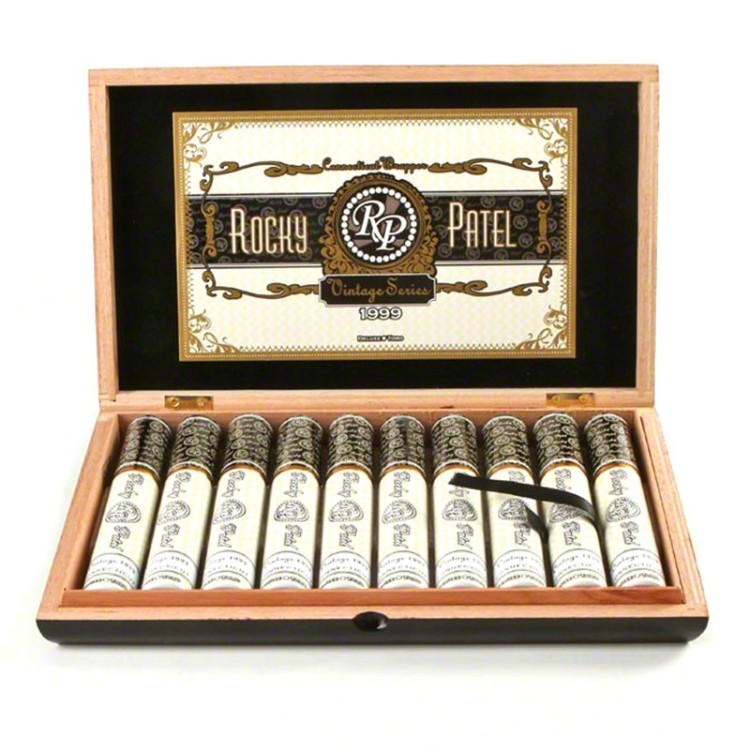 Сигара ROCKY PATEL Vintage 1999 Deluxe Toro Tubos