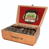 Сигара Arturo Fuente Hemingway Work of Art Natural